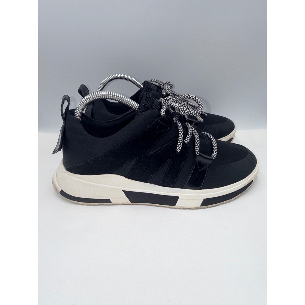 FitFlop Carita Sneakers Women's Size 8 Black  Low Top Lace Up Comfort Walking